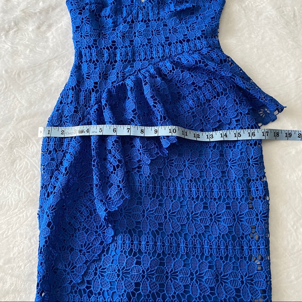 Lulu’s Blue Lace Dress - Picture 8 of 12